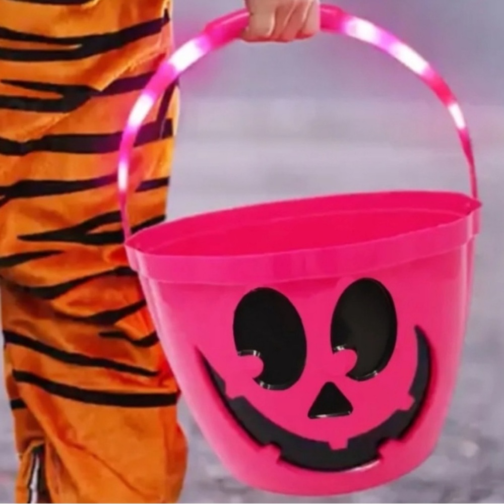T-Mobile Pink Pumpkin Halloween Light Up Handle Bucket NEW